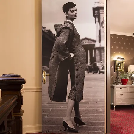 West-end Szálloda 4*