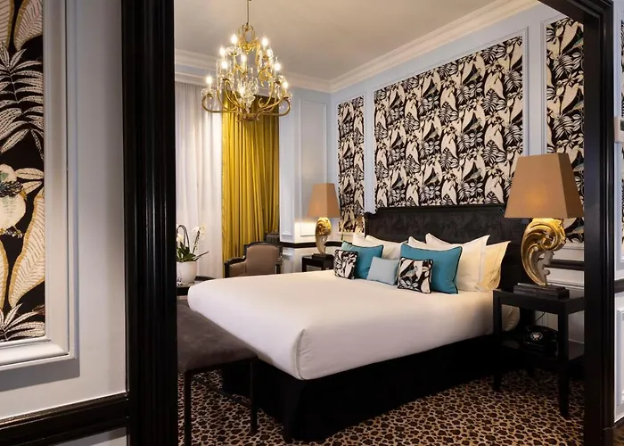 West-end Szálloda 4*
