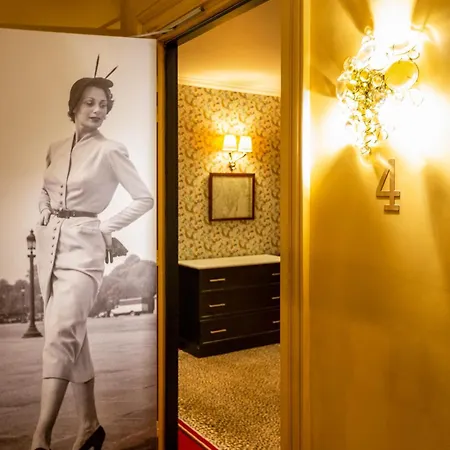 Hotel West End 4*
