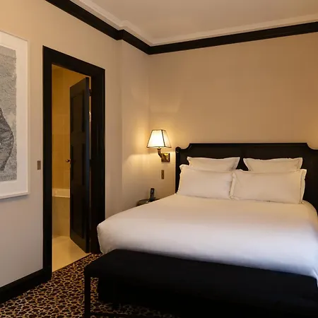 West End Hotel 4*