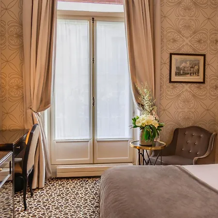 West End Paris