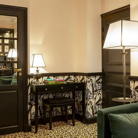 Hotel West End