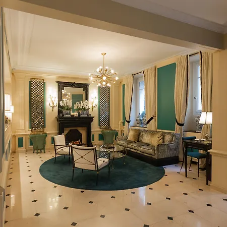 ウェスト エンド 4* パリ