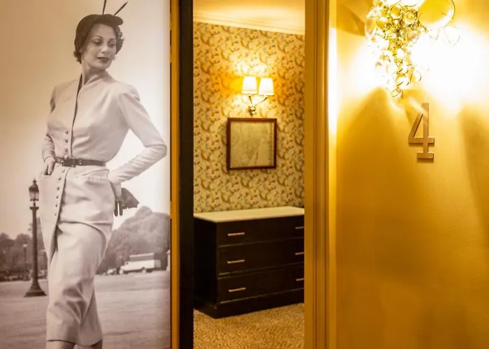 Hotel West-end 4*