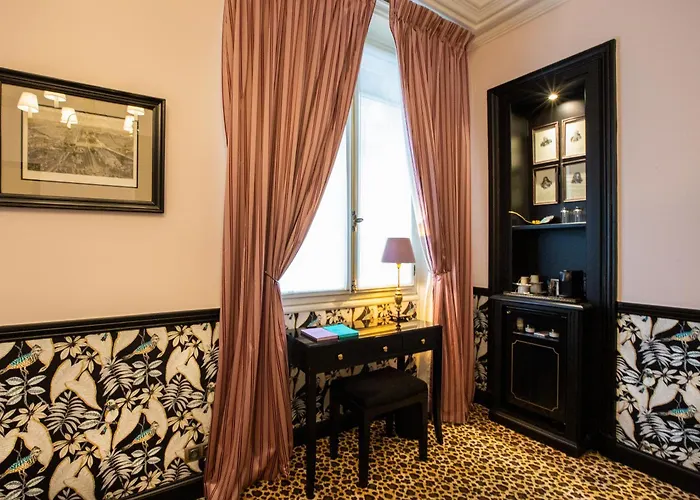 Hotel West-end 4*