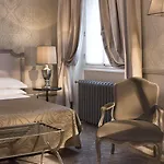 West-end Hotel Paříž