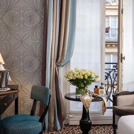 ウェスト エンド ホテル