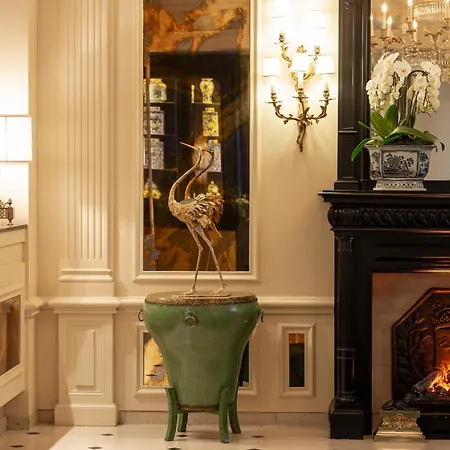 ウェスト エンド