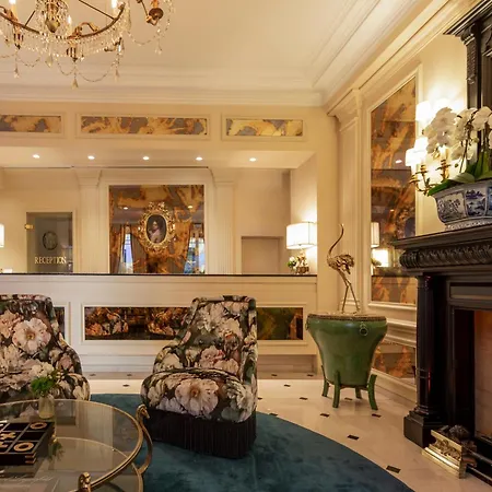 ウェスト エンド ホテル