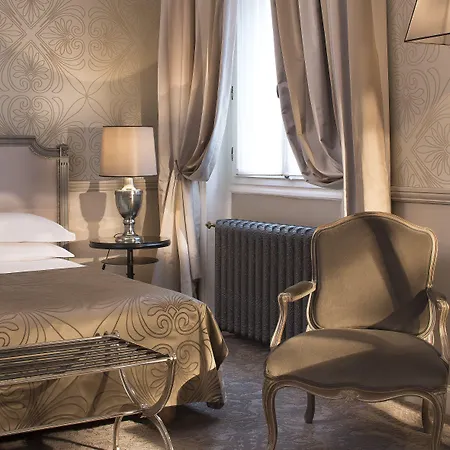 West-end Hotel Paris